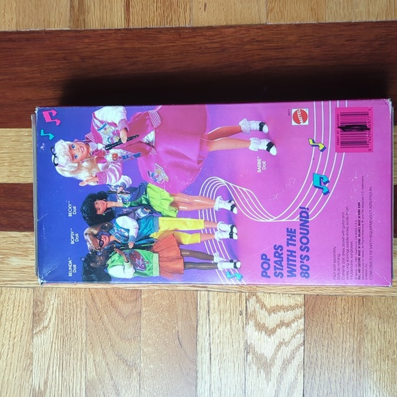 Becky 1987 Barbie and The Sensations- Becky Mattel 4977 - Picture 2 of 14